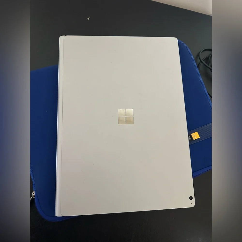 Microsoft - Surface Book 2 - 15
